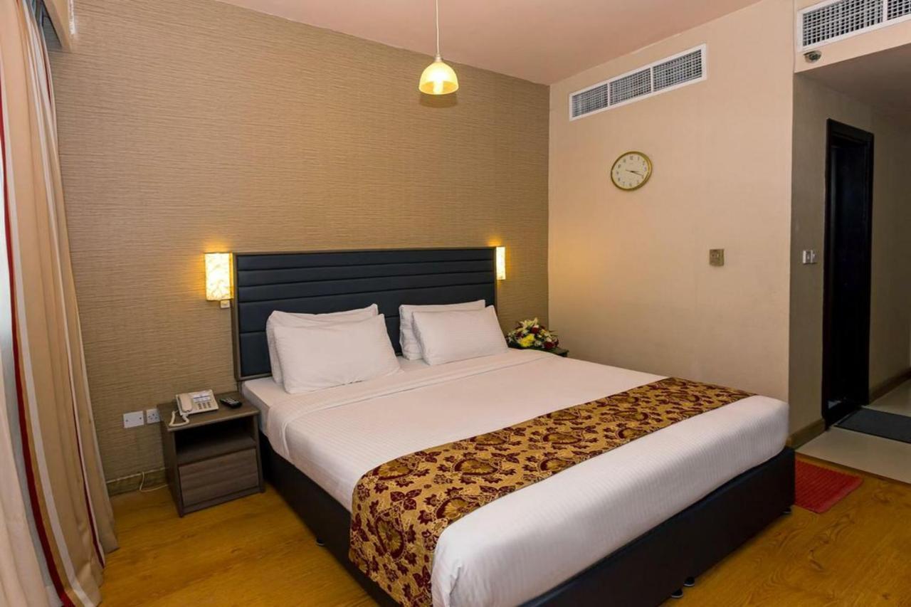 Oasis Deira Hotel Дубай Экстерьер фото