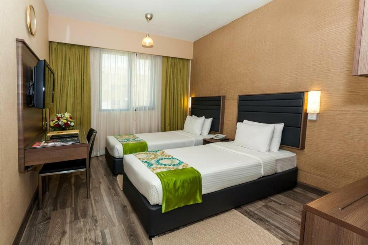 Oasis Deira Hotel Дубай Экстерьер фото