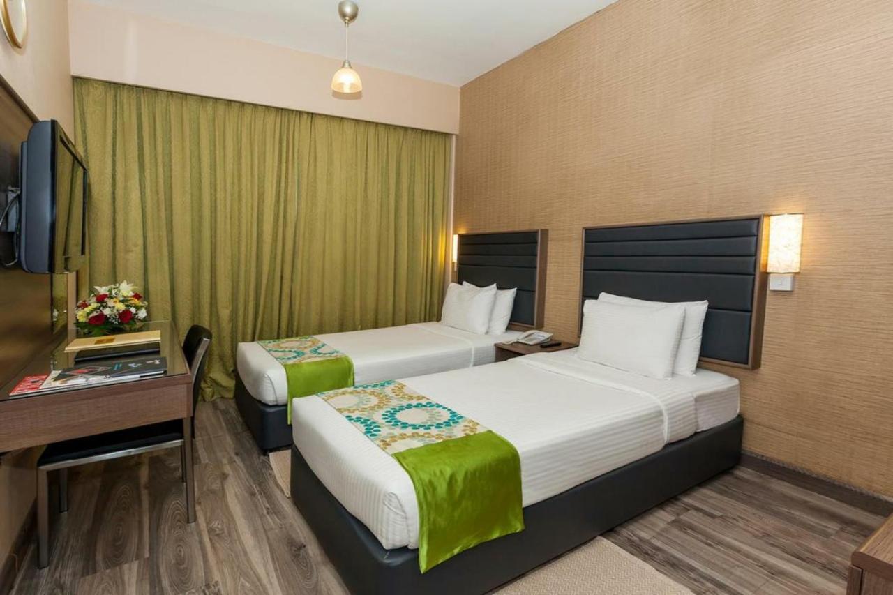 Oasis Deira Hotel Дубай Экстерьер фото